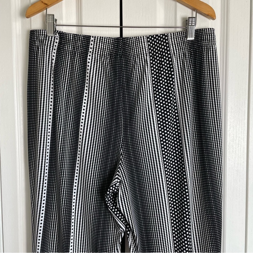 Chico's Polka Dot Stripe Pull On Pants Women’s L Ankle Black White Stretch EUC - Picture 7 of 13